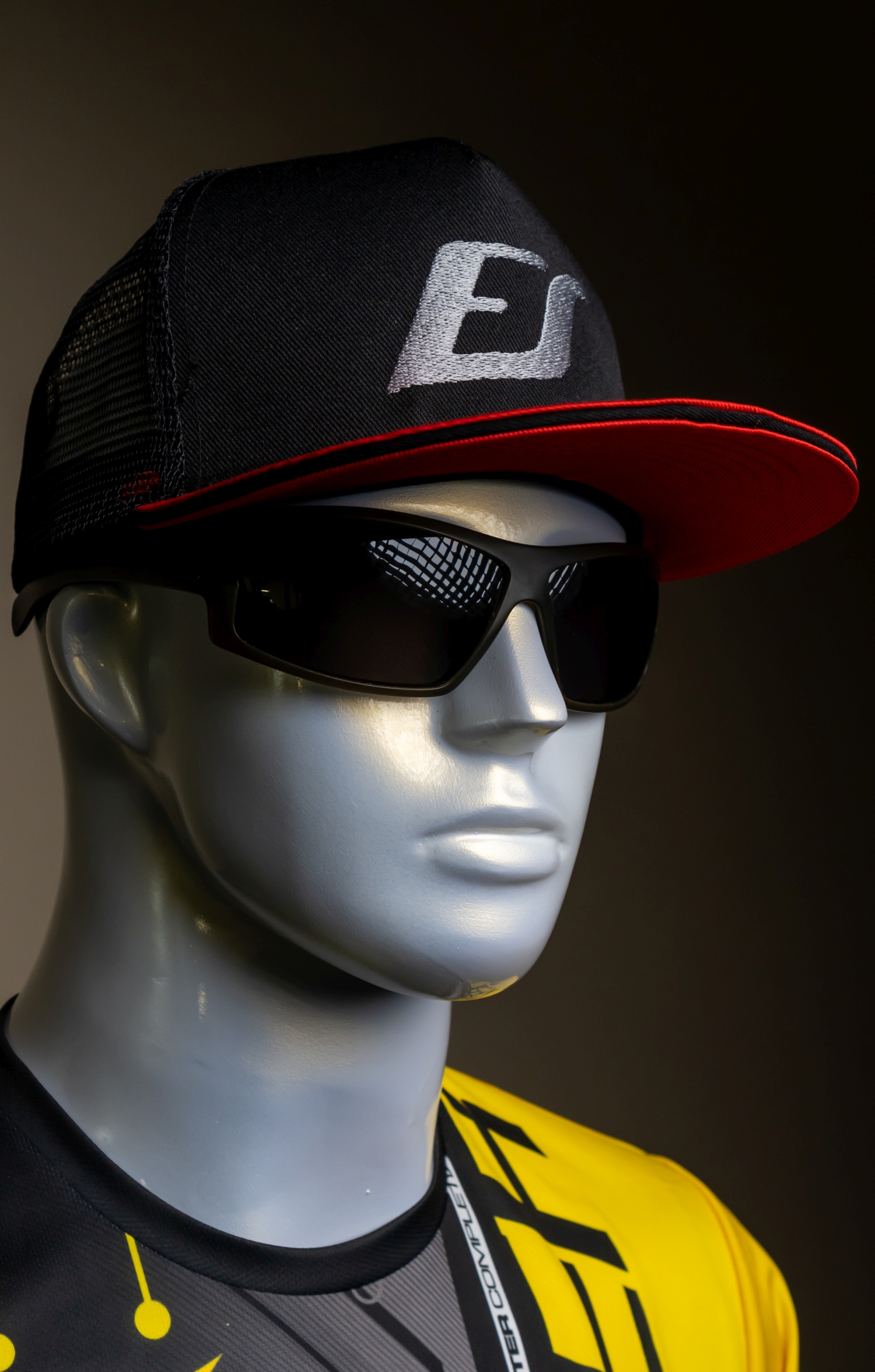 nokamüts ES, must - Image 2